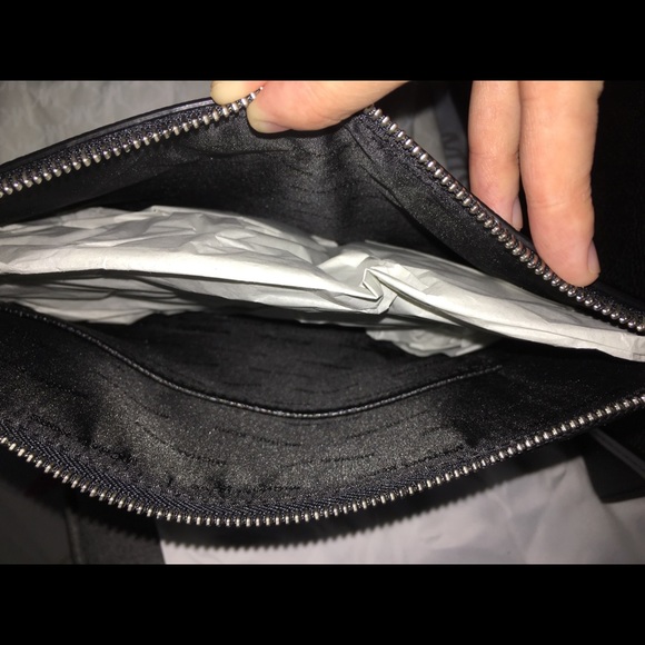 Michael Kors Bond Large Satchel 2 in 1 - Picture 8 of 8